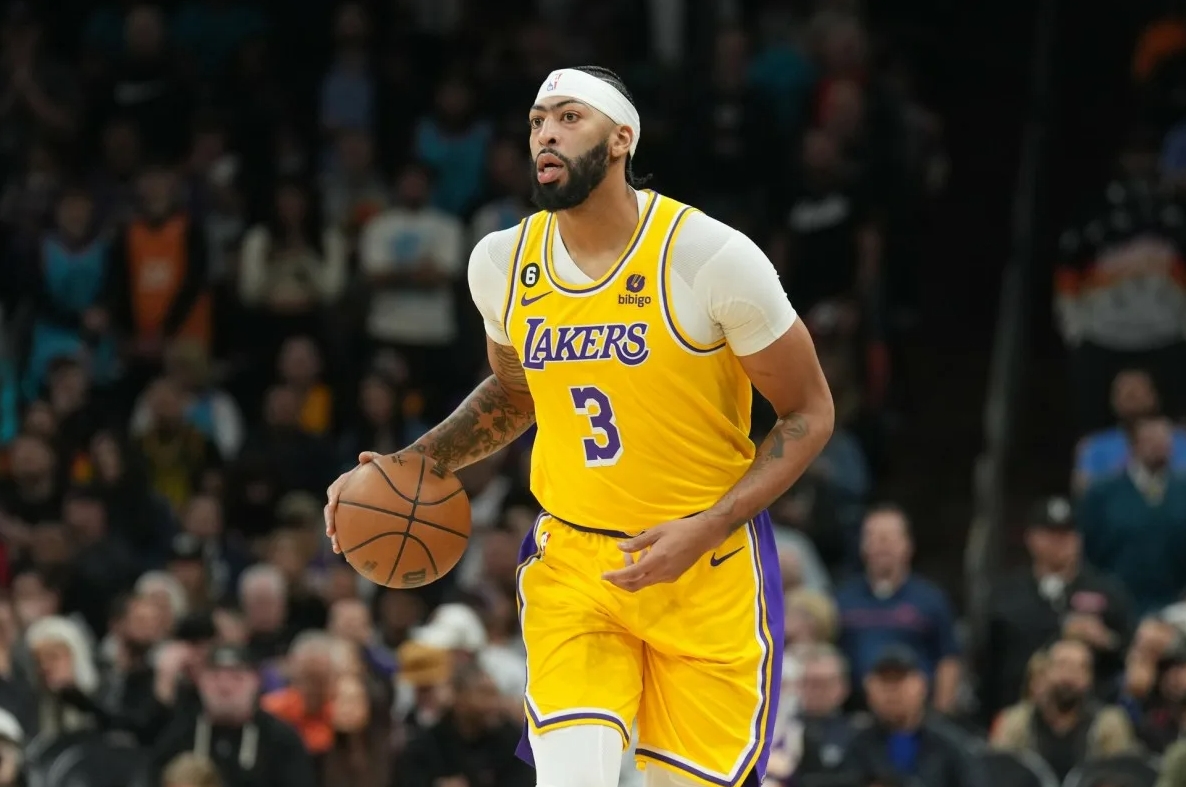 LeBron James Komentáře k Davis Tribute Video