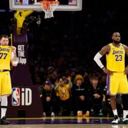 LeBron James, double-double Luky Doncice vedou Lakers k vítězství nad Minnesotou
