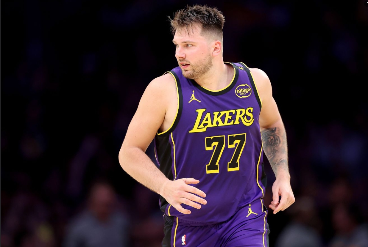 Luka Doncic vs. Dallas Statistiky a emoce z prvního zápasu